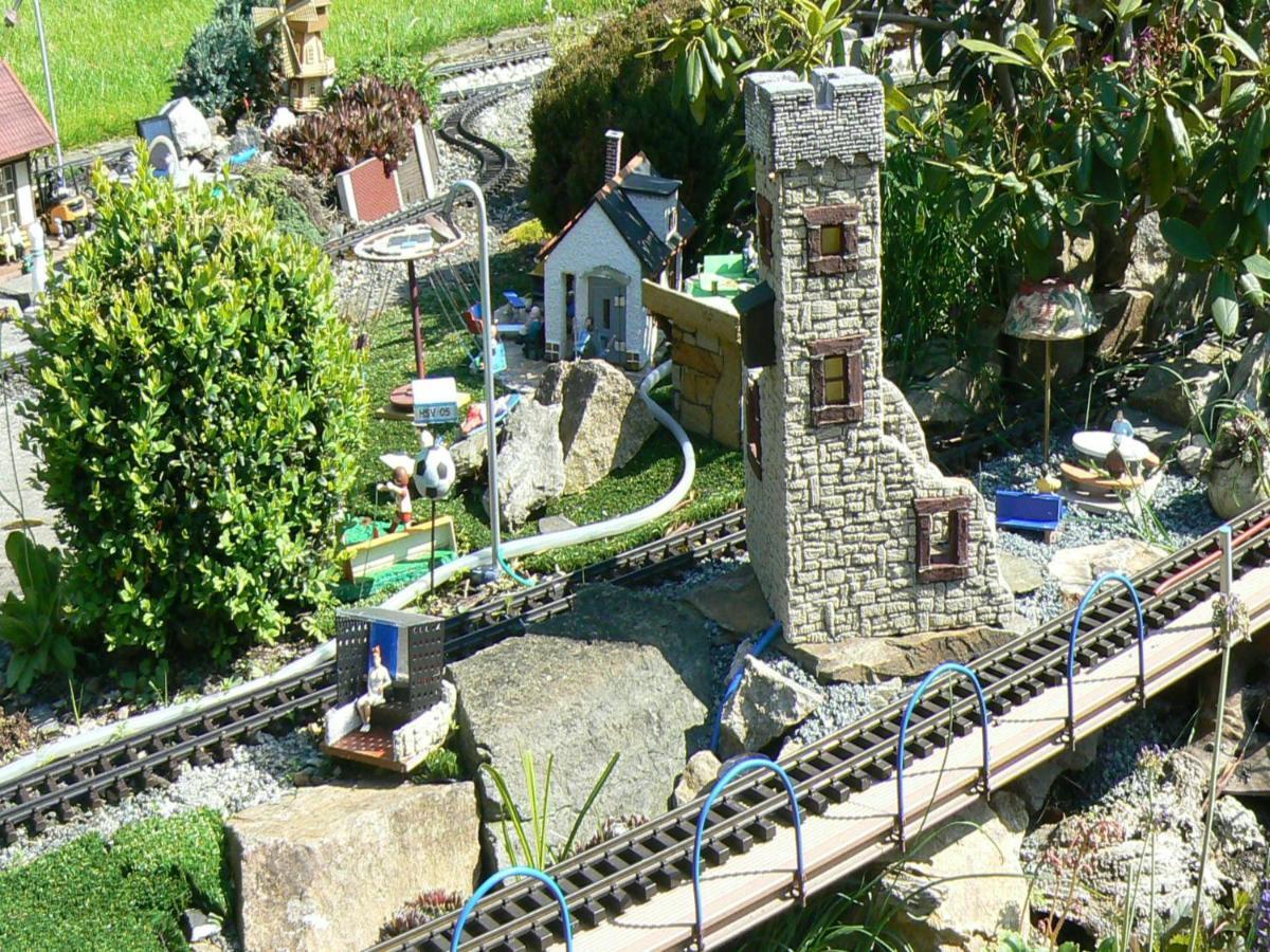 Hartmannsdorf bei Chemnitz海德飞格旅馆公寓 外观 照片